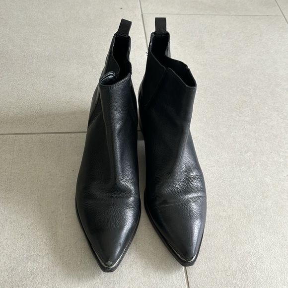 Marc Fisher Yale boots - Picture 4 of 8